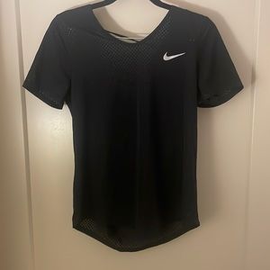 Nike black Training top size small NWT